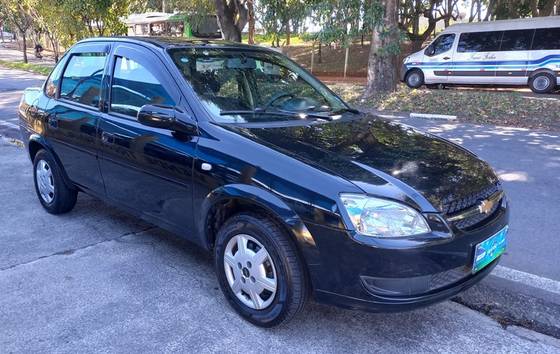 CHEVROLET CLASSIC 1.0 MPFI LS 8V FLEX 4P MANUAL CHEVROLET CLASSIC 1.0 MPFI LS 8V FLEX 4P MANUAL